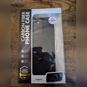 Carbon Fiber MagSafe Case -iphone 16 Pro
